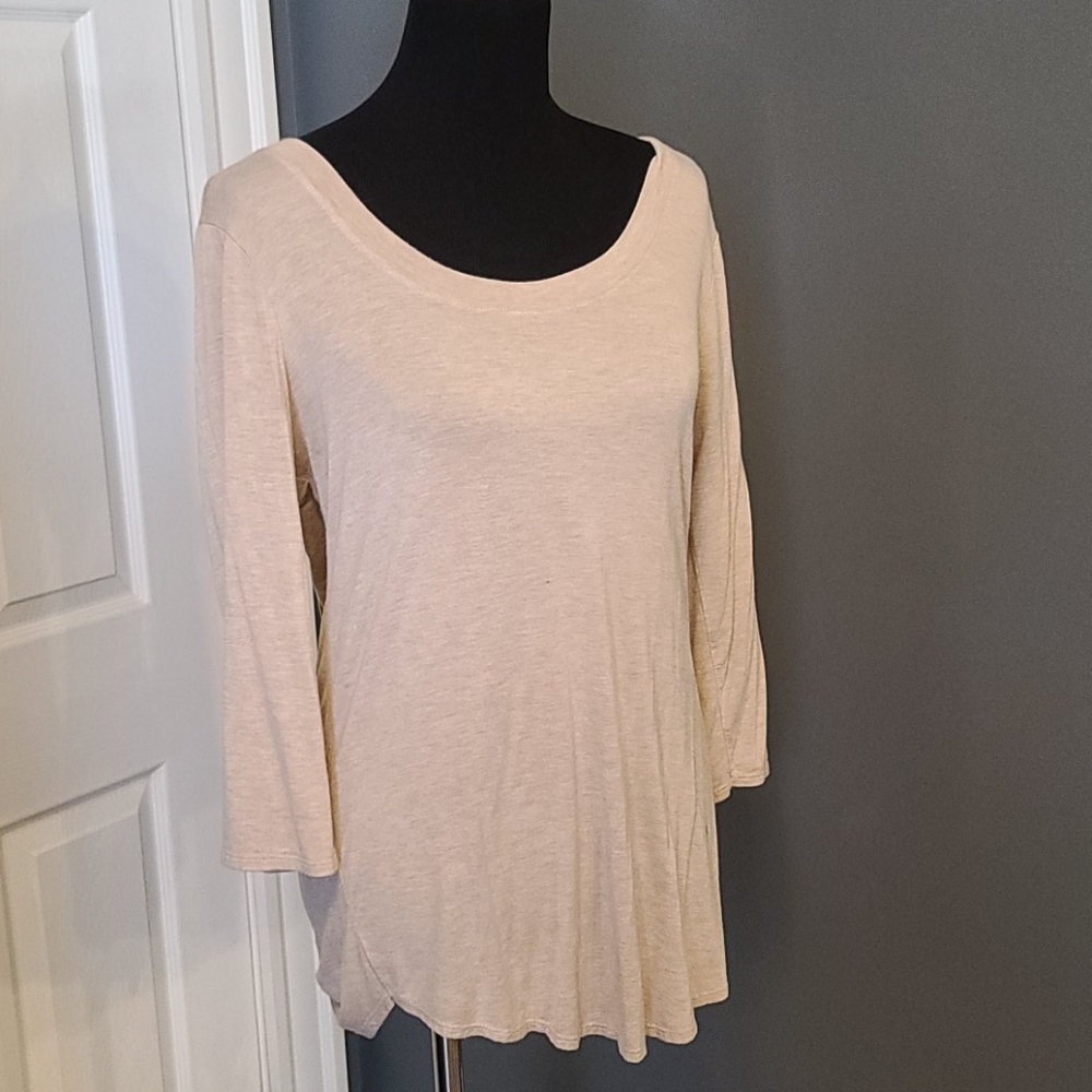 Light, thin top